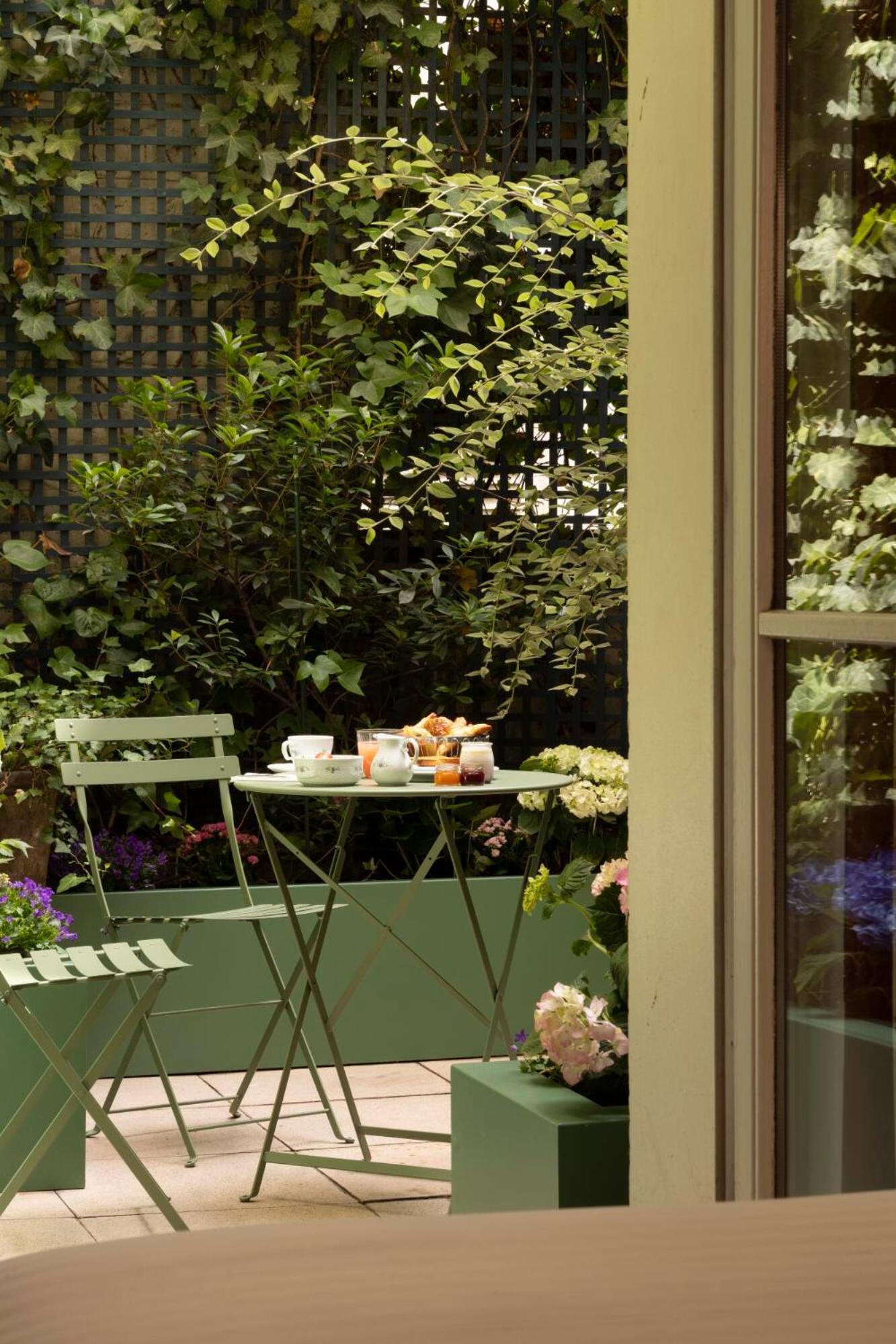 Hotel Le Saint Gregoire Paris Exterior photo